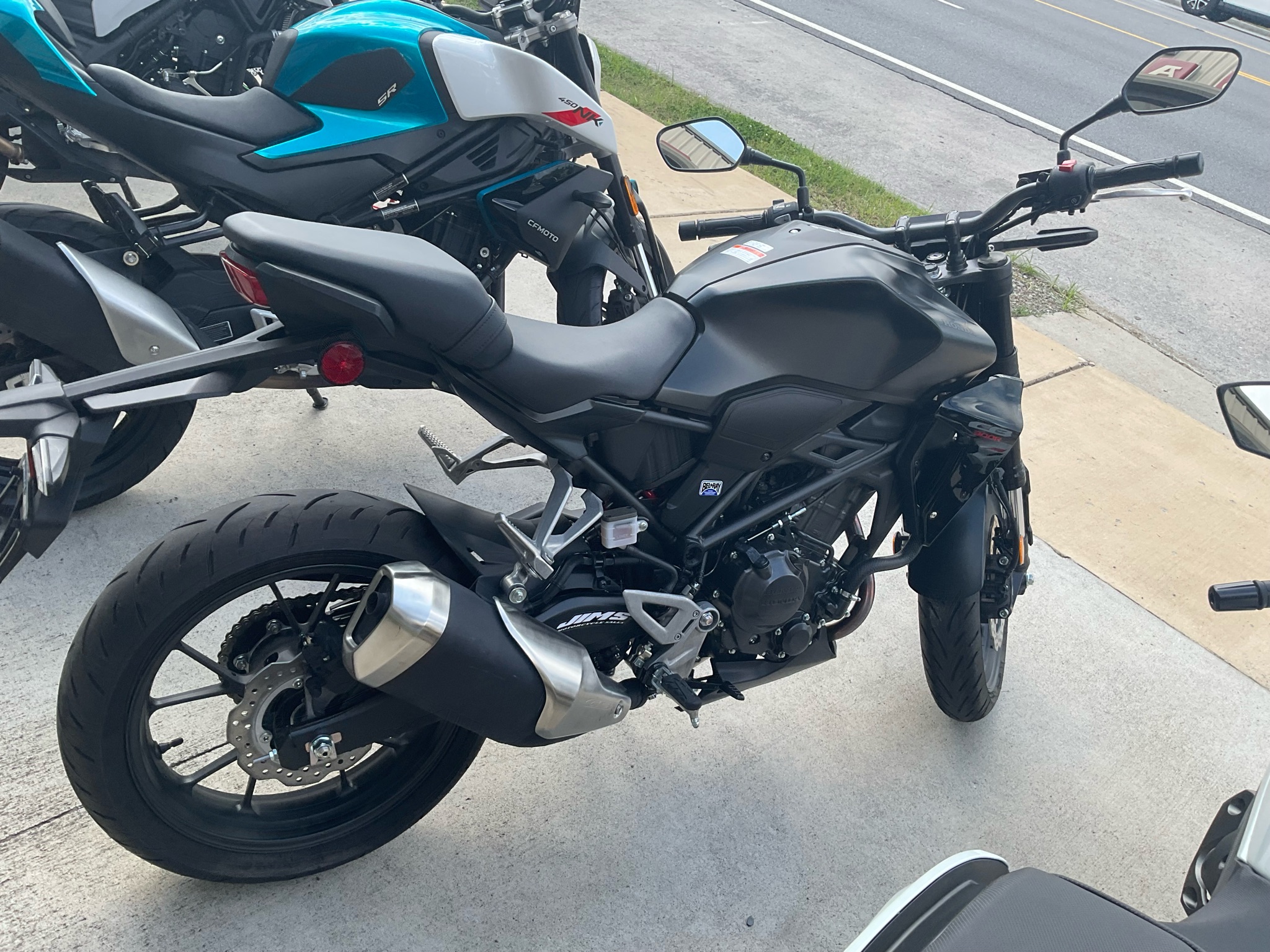 2025 Honda CB300R ABS 3