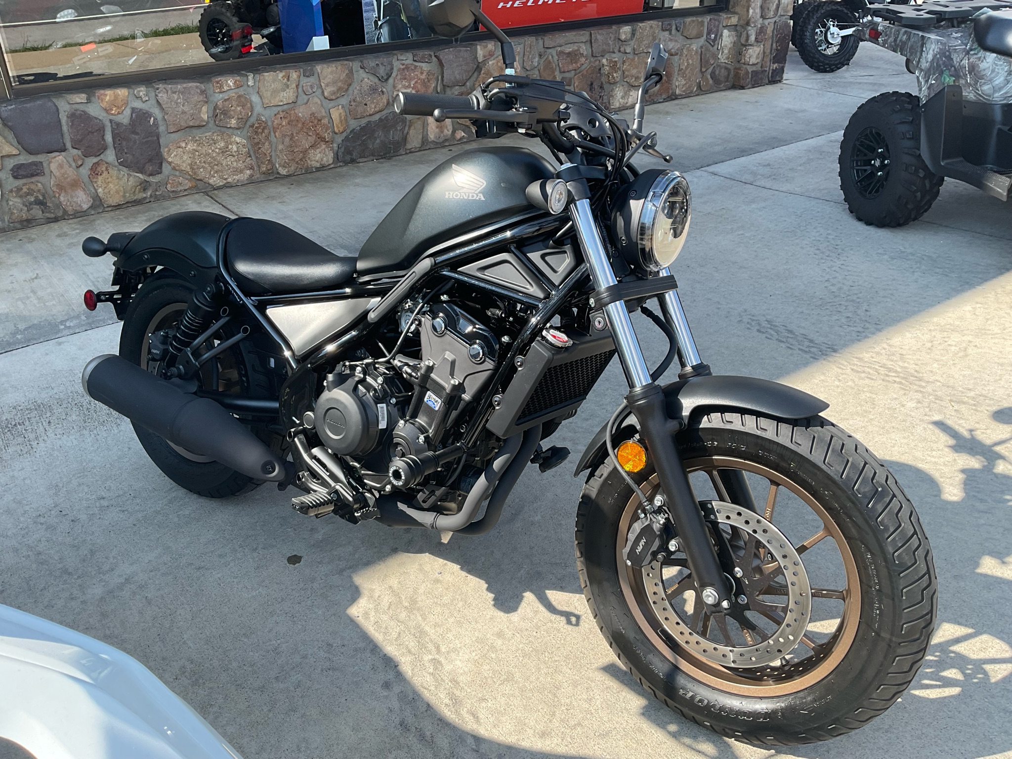 2023 Honda Rebel 500 1