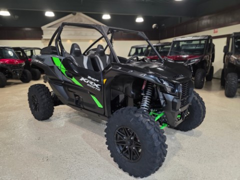 New 2027 Kawasaki TERYX KRX® 1000 TR Smoky Gray / Super Black