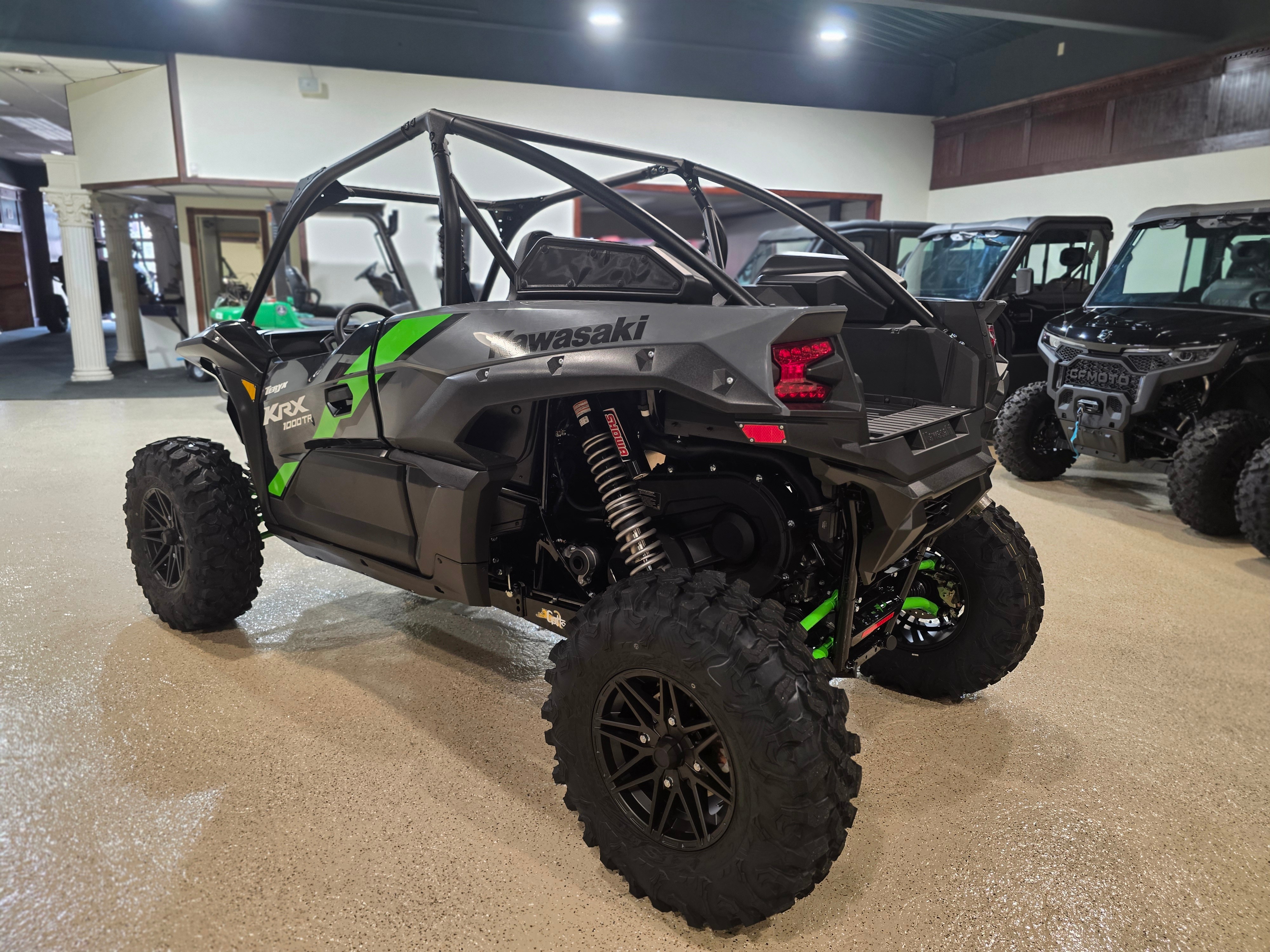 New 2027 Kawasaki TERYX KRX® 1000 TR Smoky Gray / Super Black