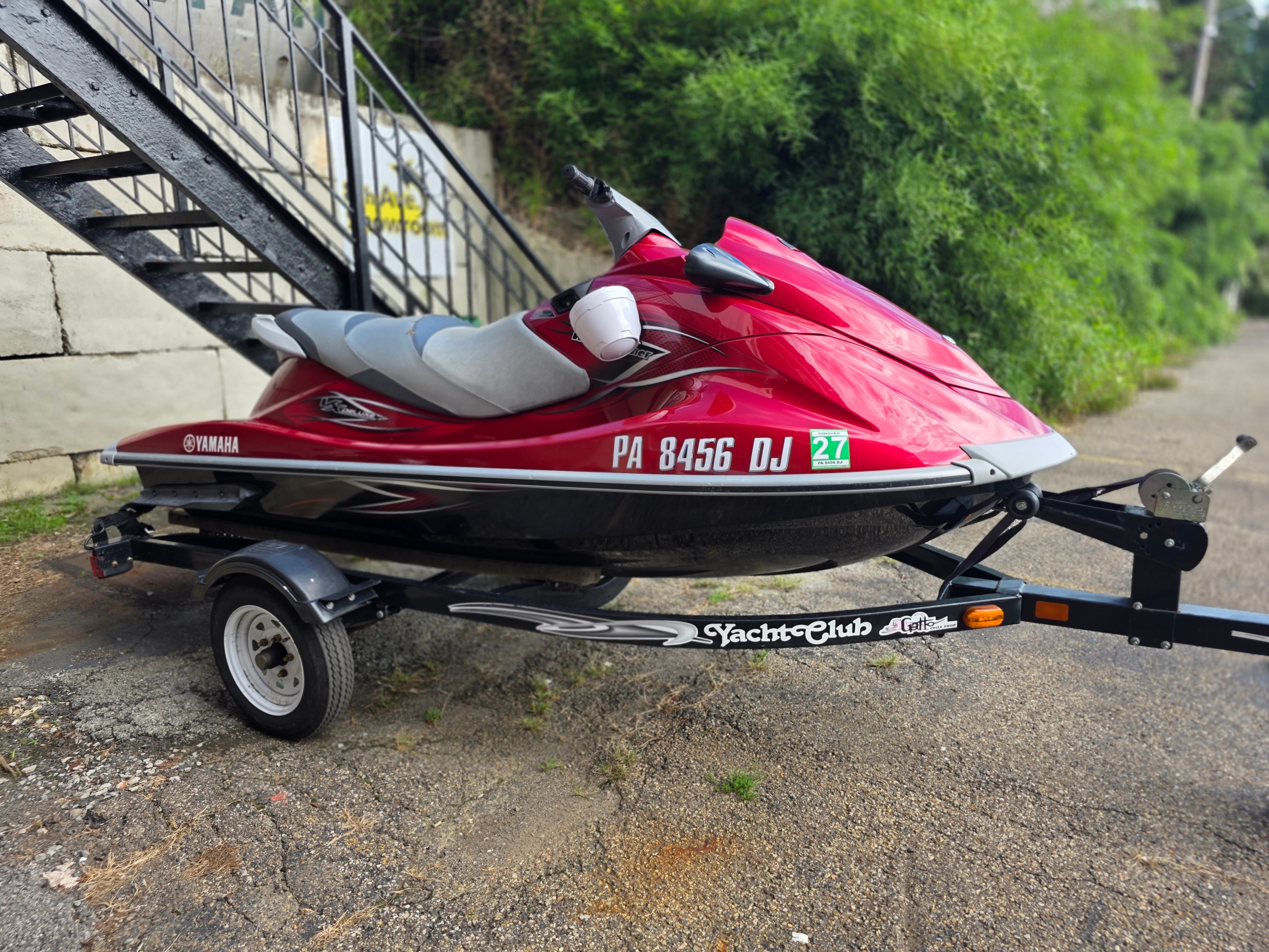 Used 2013 Yamaha VX® Deluxe Crimson Red Metallic Watercraft For