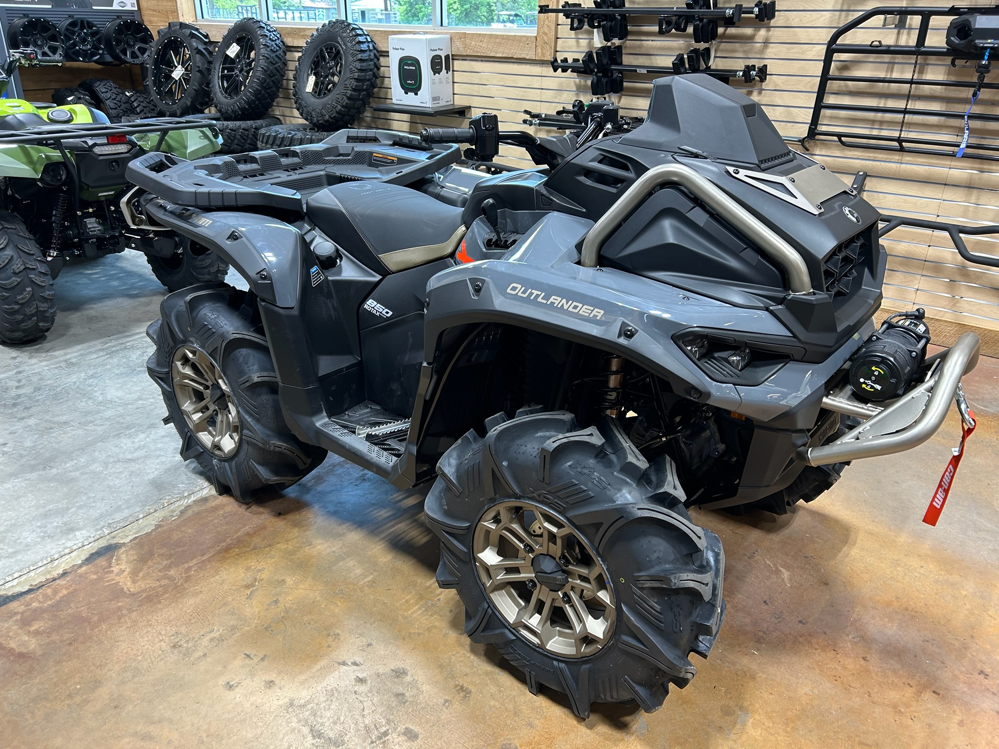 2026 Can-Am™ Outlander X MR 850 2