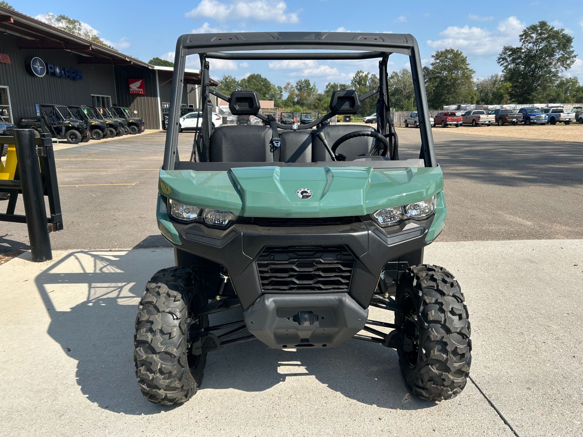 2026 Can-Am™ Defender DPS HD9 3