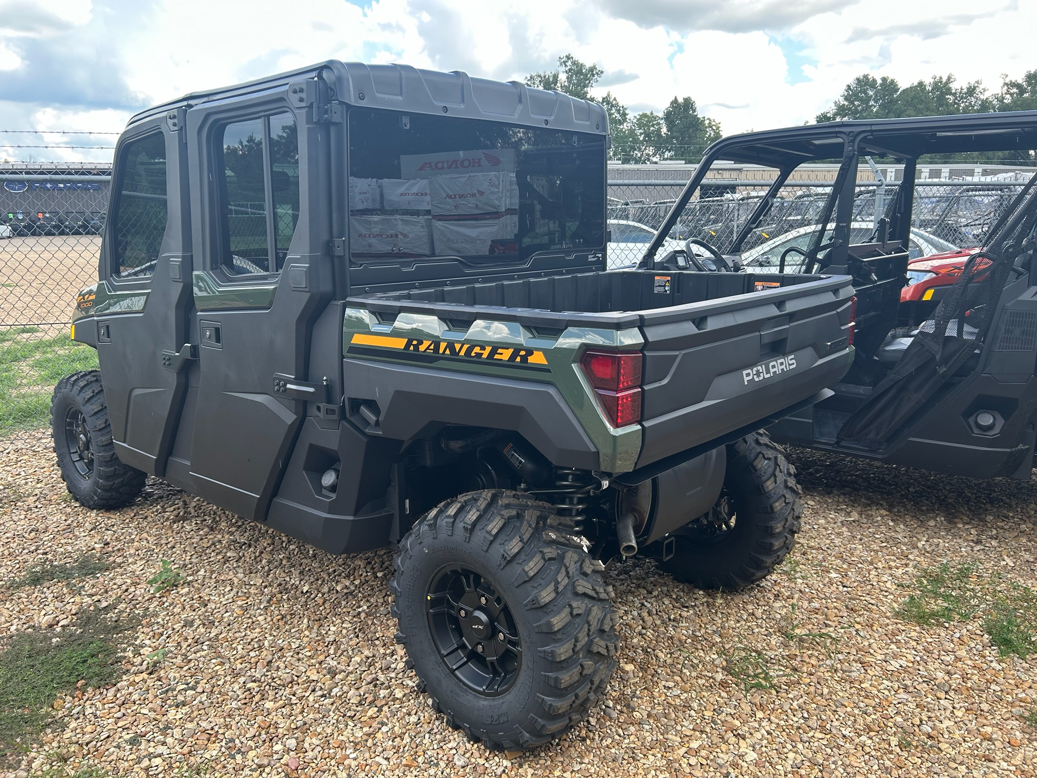 2027 Polaris Ranger Crew XP 1000 NorthStar Ultimate 3