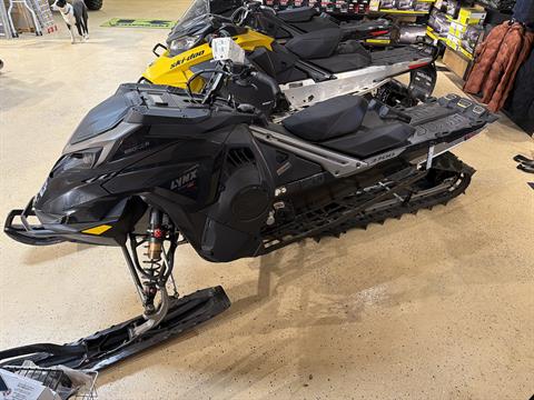 2024 Lynx Shredder RE 3700 850 E-TEC Turbo R PowderMax 2.5 SHOT — photo 1 of 12