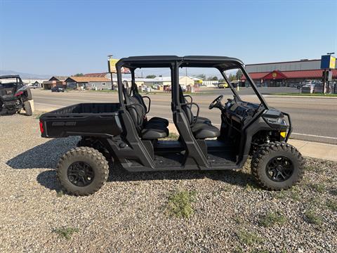 2025 Can-Am Defender MAX Lone Star — photo 1 of 10