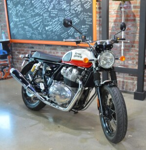 2022 Royal Enfield Interceptor 650 in Memphis, Tennessee - Photo 2