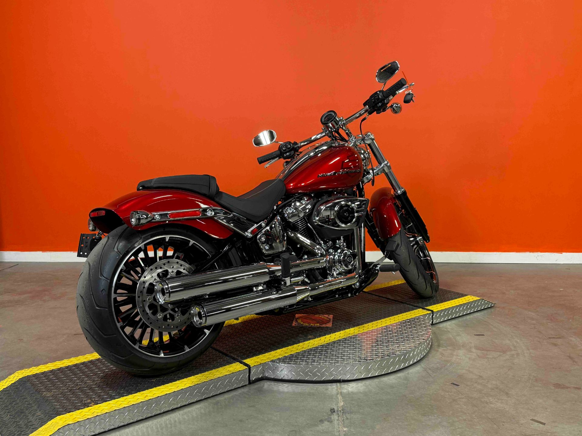 2025 Harley-Davidson Breakout® in Jackson, Tennessee - Photo 8