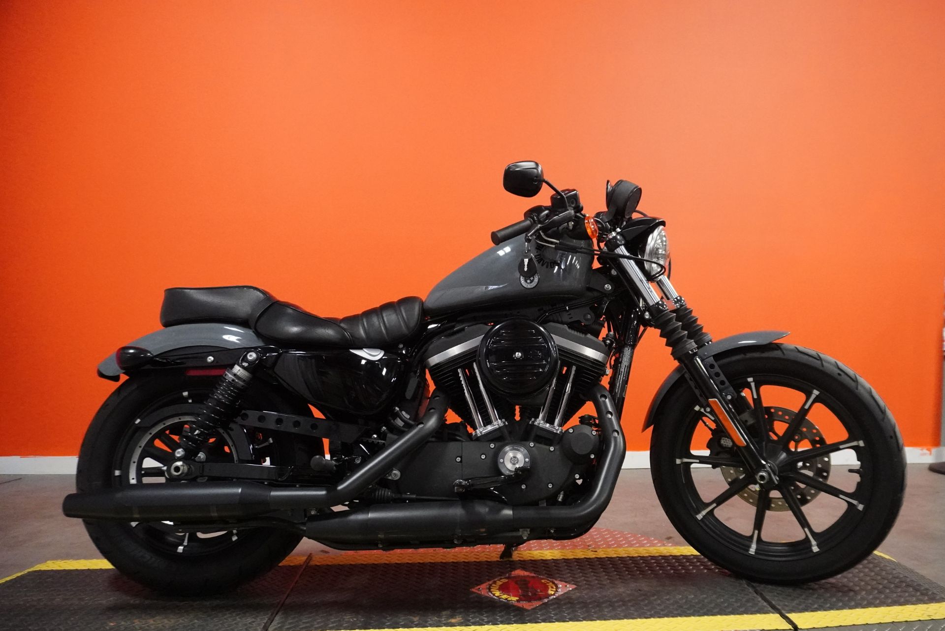 2022 Harley-Davidson Iron 883™ in Jackson, Tennessee - Photo 1