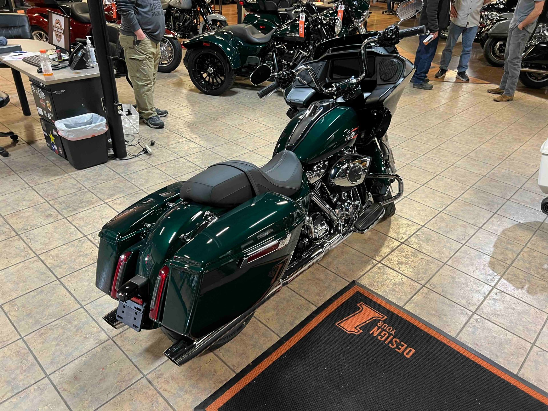 2024 Harley-Davidson Road Glide® in Jackson, Tennessee - Photo 6