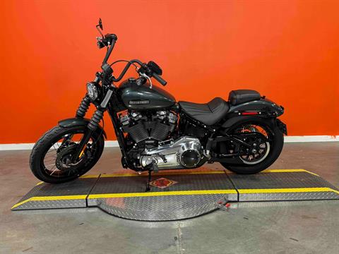 New 2025 Harley-Davidson Street Bob® Motorcycle - Specs