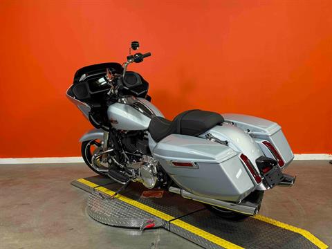 New 2025 Harley-Davidson Road Glide® Motorcycle - Specs