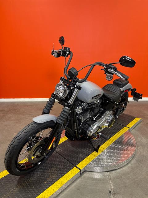 New 2025 Harley-Davidson Street Bob® Motorcycle - Specs