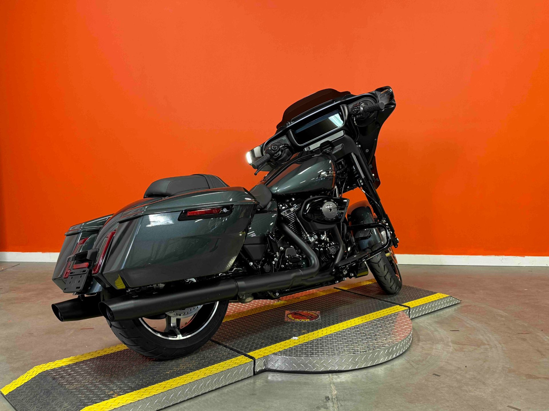New 2025 Harley-Davidson Road Glide® Motorcycle - Specs