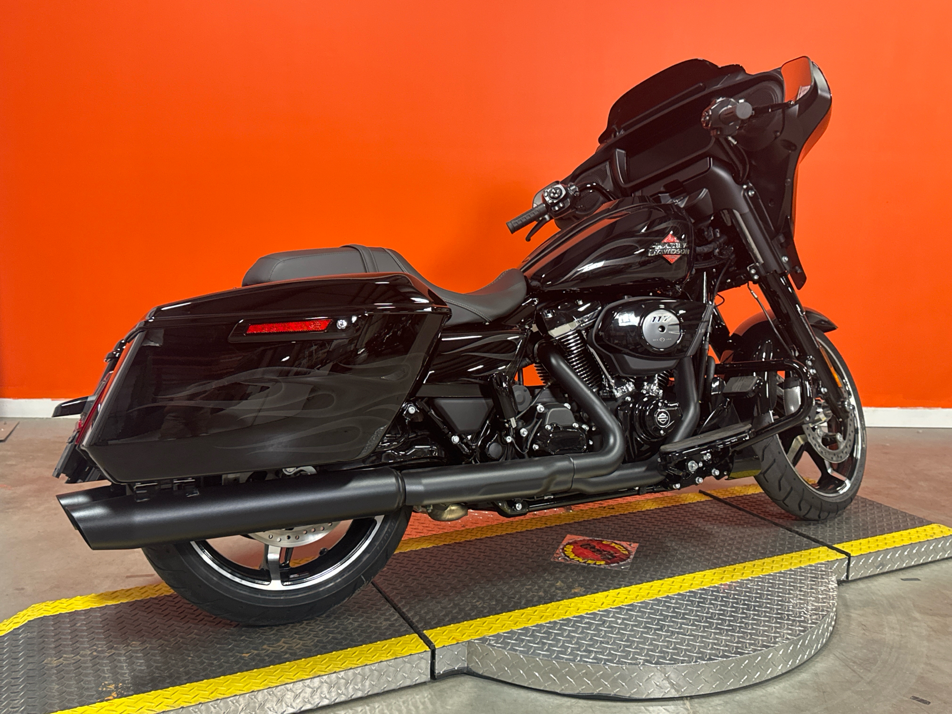 New 2025 Harley-Davidson Street Glide® Motorcycle - Specs