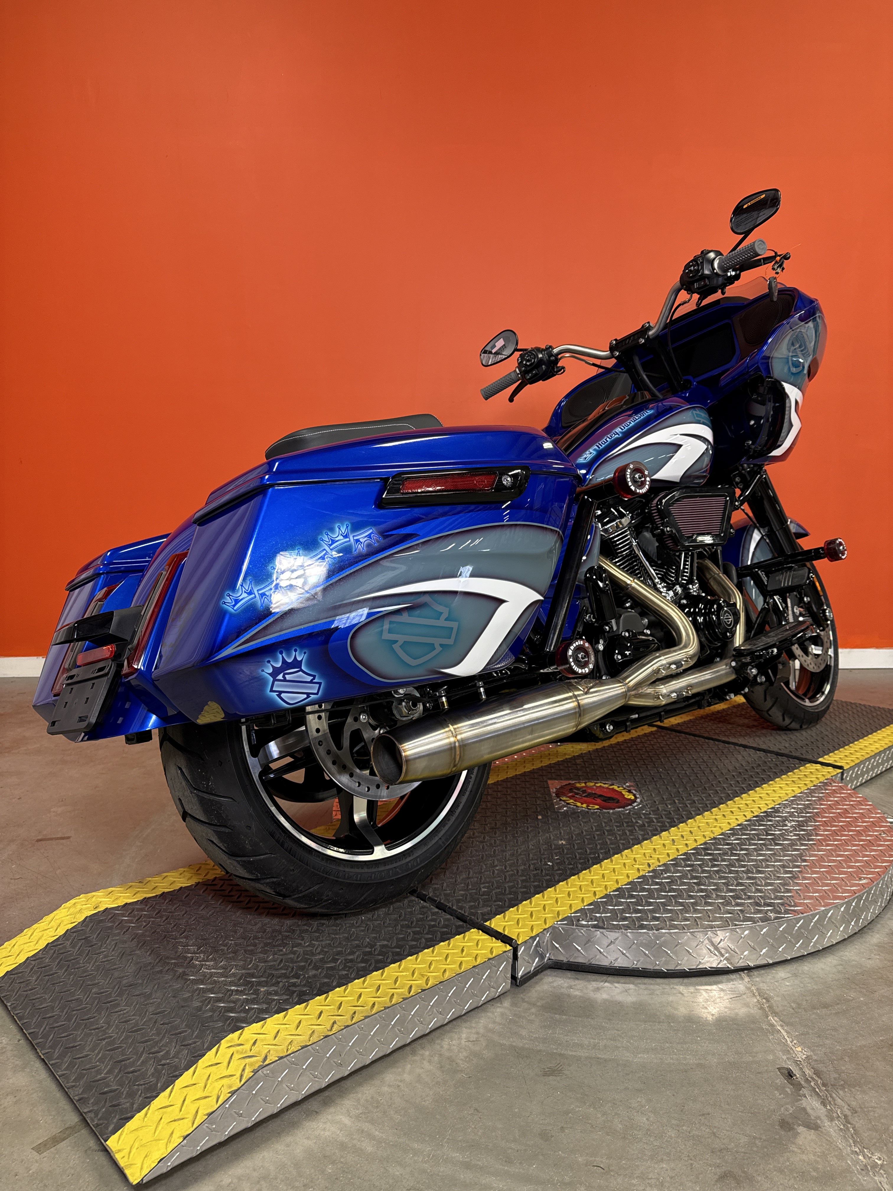 2026 Harley-Davidson Road Glide® 8