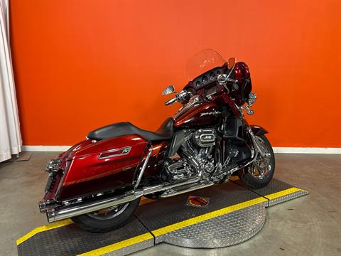 Harley Road King Cvo 2014 Used 2014 Harley-Davidson CVO