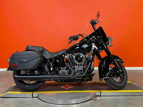 New 2025 Harley-Davidson Heritage Classic Motorcycle - Specs New 2025 Harley-Davidson Heritage Classic Motorcycle - Specs