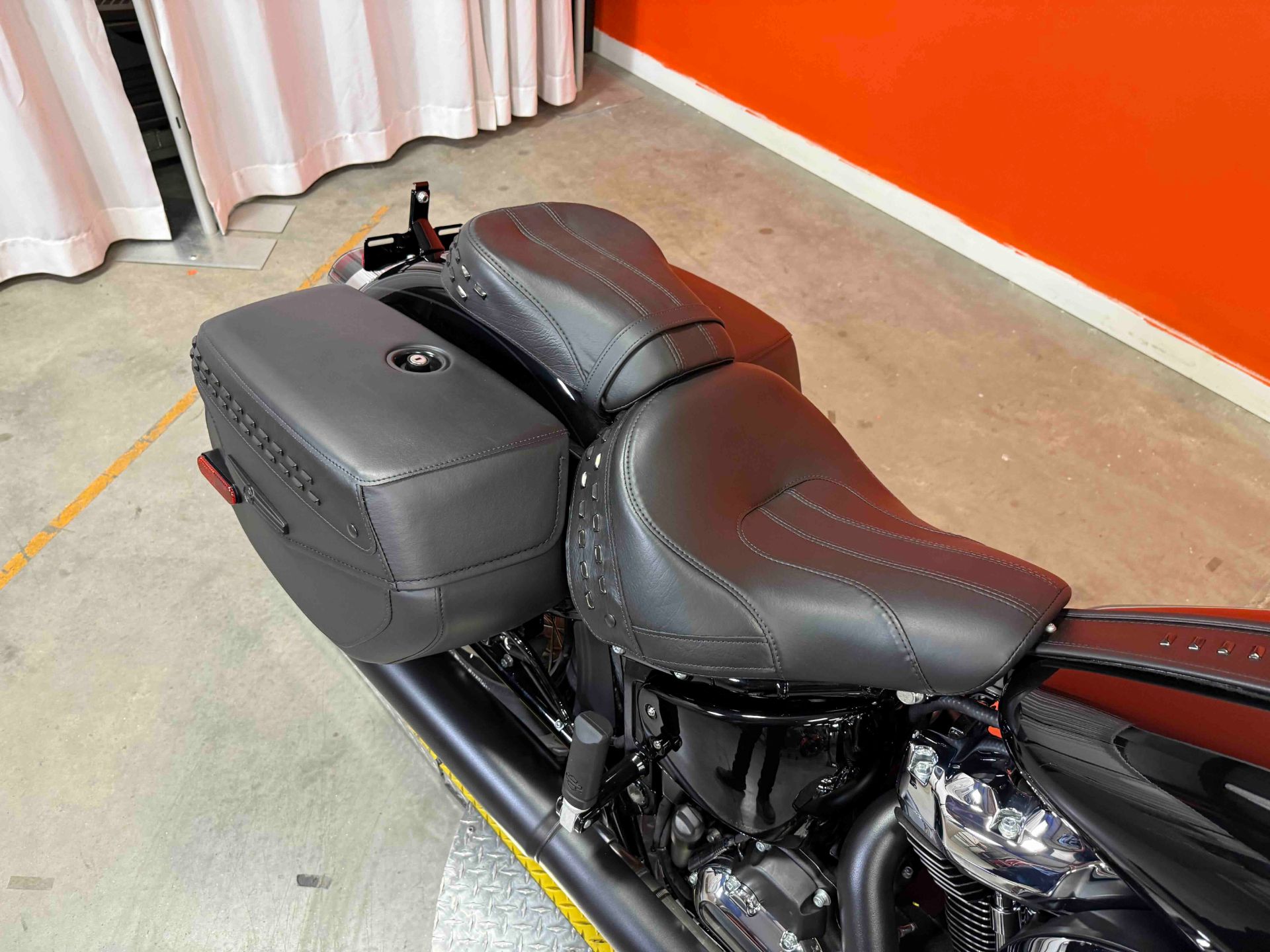 ボール PRO - am DARK HERITAGE New 2025 Harley-Davidson Heritage Classic Motorcycle - Specs
