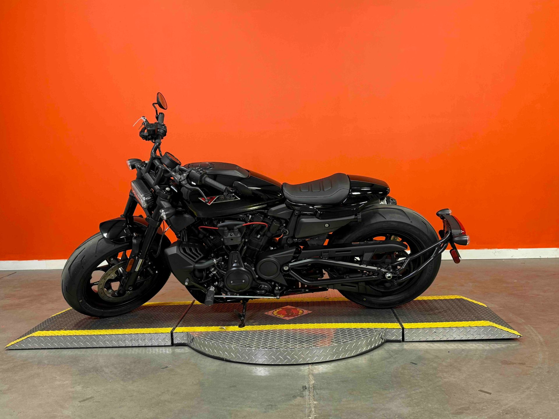 New 2025 Harley-Davidson Street Bob® Iron Horse Metallic