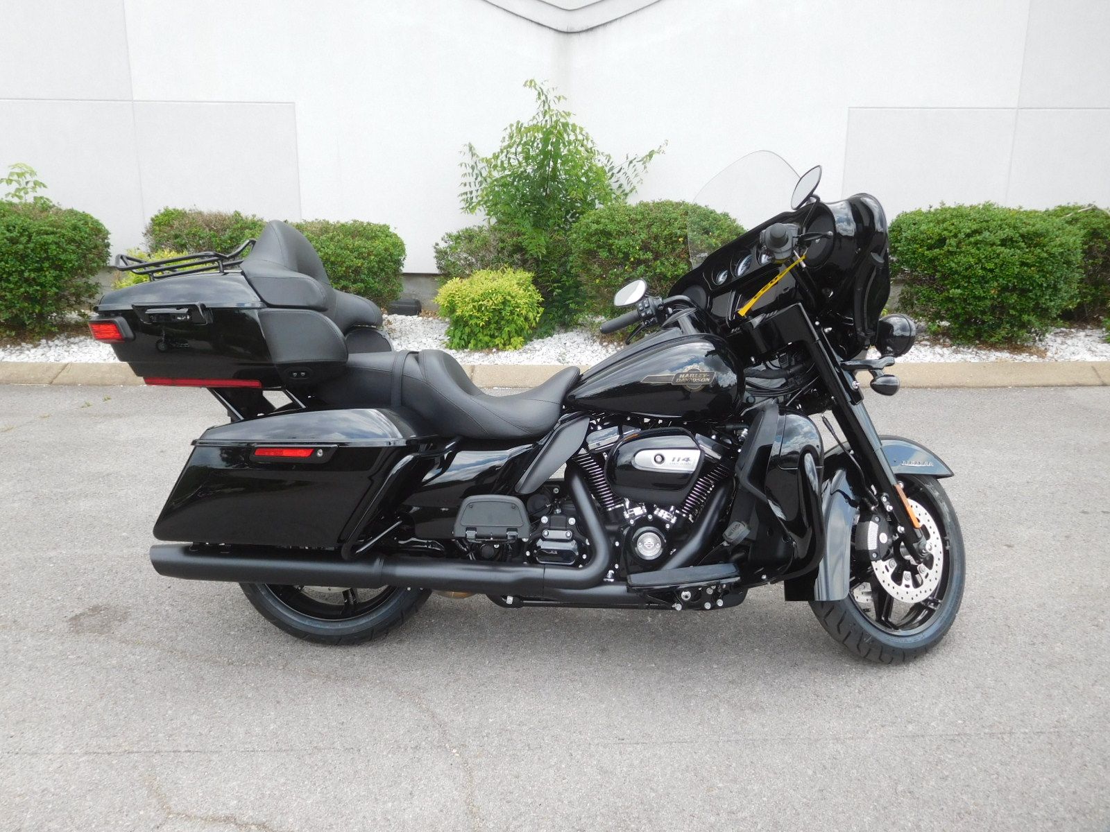 2024 Harley-Davidson Ultra Limited® in Murfreesboro, Tennessee - Photo 2