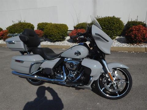 2025 Harley-Davidson Street Glide® Ultra in Murfreesboro, Tennessee - Photo 6