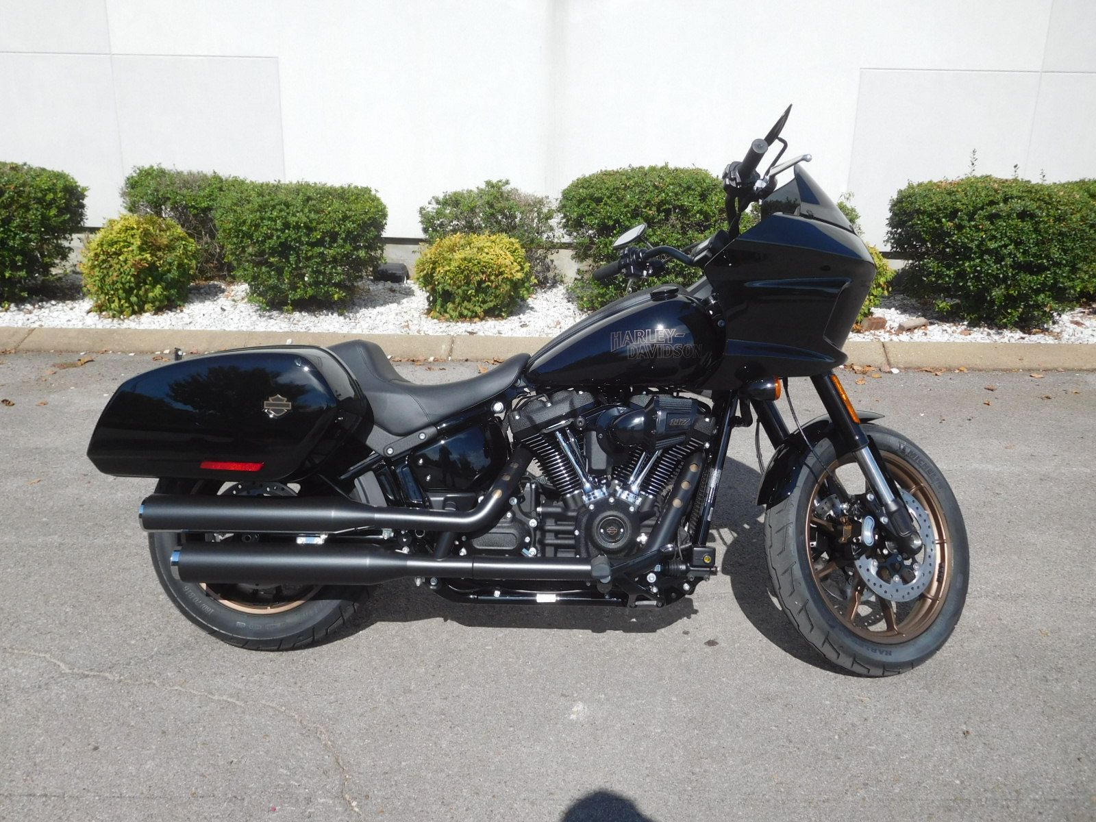 2024 Harley-Davidson Low Rider® ST in Murfreesboro, Tennessee - Photo 2