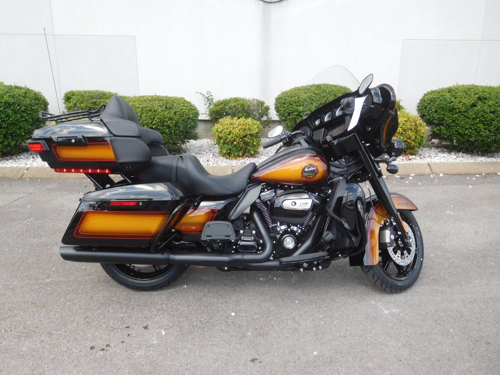 2024 Harley-Davidson Ultra Limited® in Murfreesboro, Tennessee - Photo 2