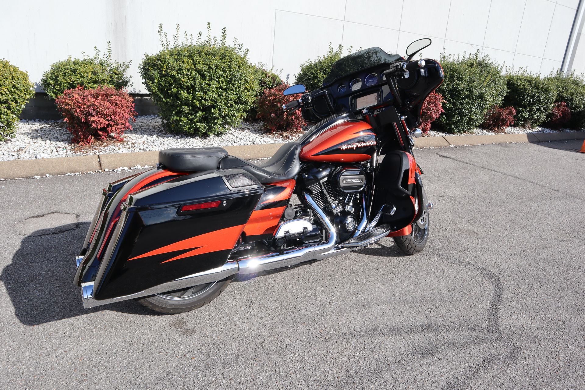 Used 2017 Harley-Davidson CVO™ Street Glide® Motorcycle - Specs