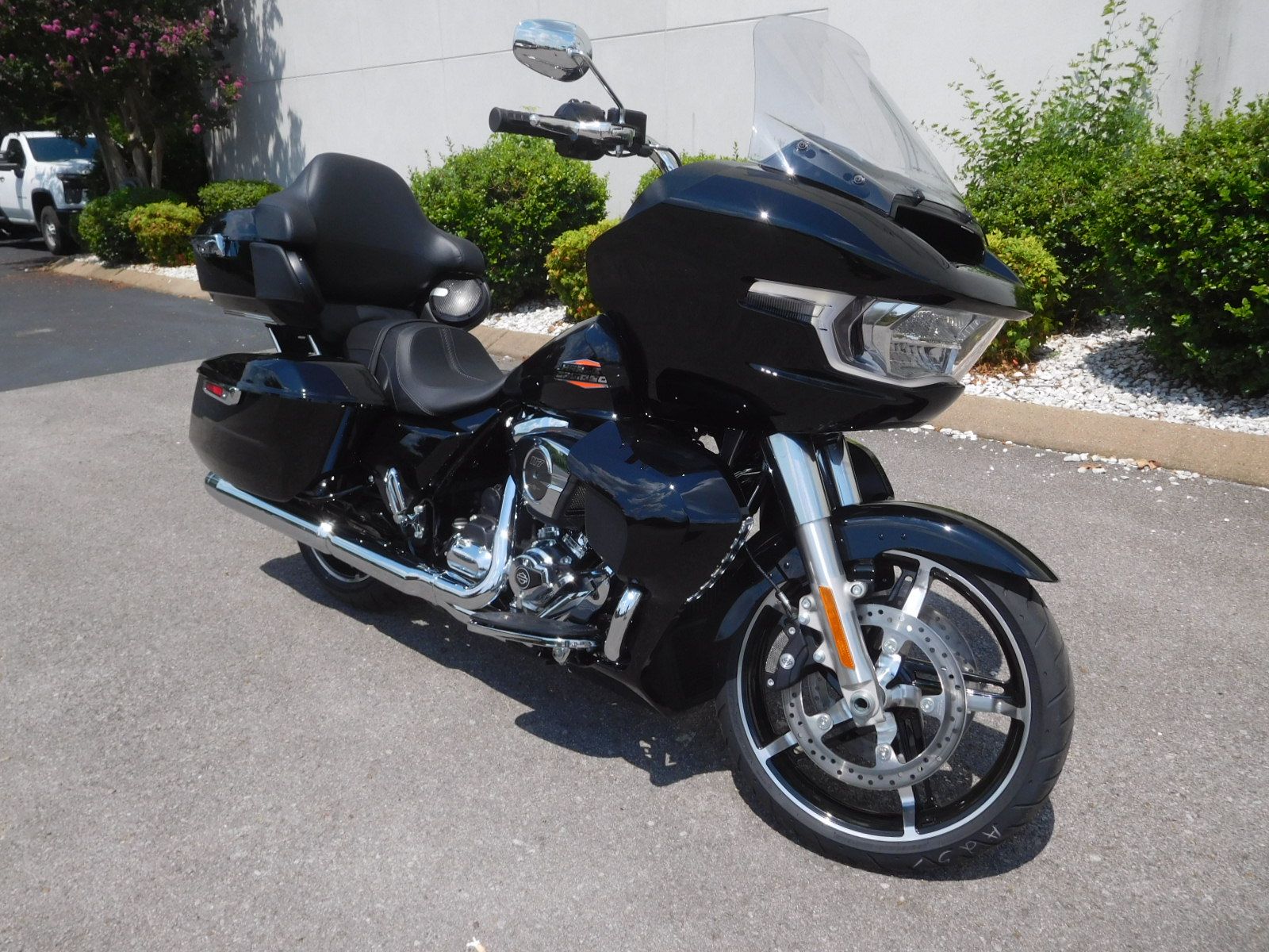 New 2025 Harley-Davidson Road Glide® Motorcycle Specs, Price