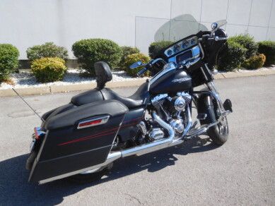 2016 Harley-Davidson Street Glide® Special in Murfreesboro, Tennessee - Photo 4