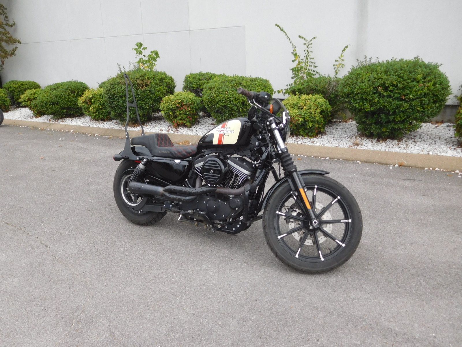 2017 Harley-Davidson Iron 883™ in Murfreesboro, Tennessee - Photo 1