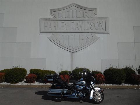 2010 Harley-Davidson Ultra Classic® Electra Glide® in Murfreesboro, Tennessee - Photo 16