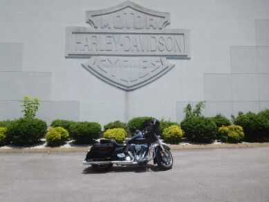 2011 Harley-Davidson Street Glide® in Murfreesboro, Tennessee - Photo 15