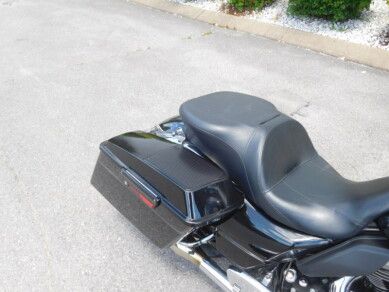 2011 Harley-Davidson Street Glide® in Murfreesboro, Tennessee - Photo 2