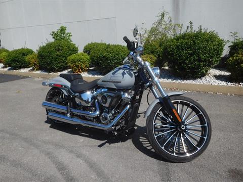 New 2025 Harley-Davidson Breakout® Motorcycle - Specs, Price