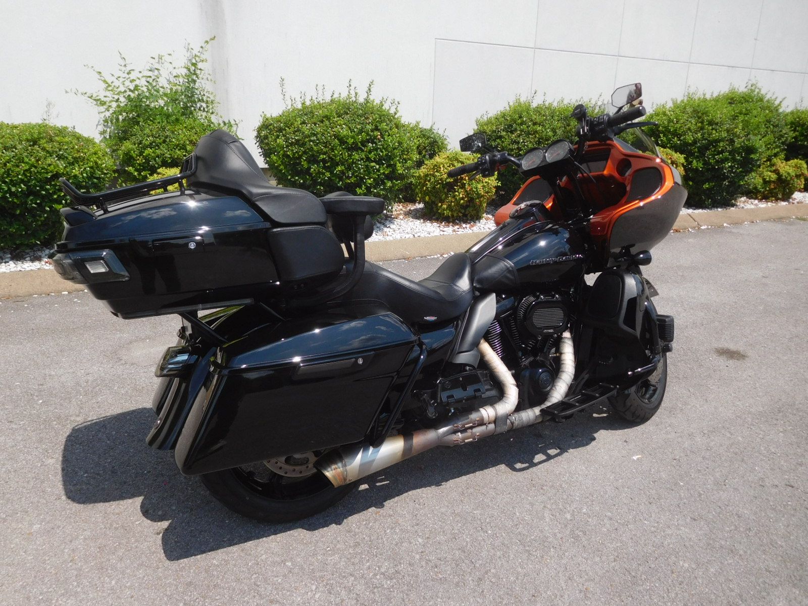 Harley Davidson - テント Riders Dome Tent | Harley-Davidson USA