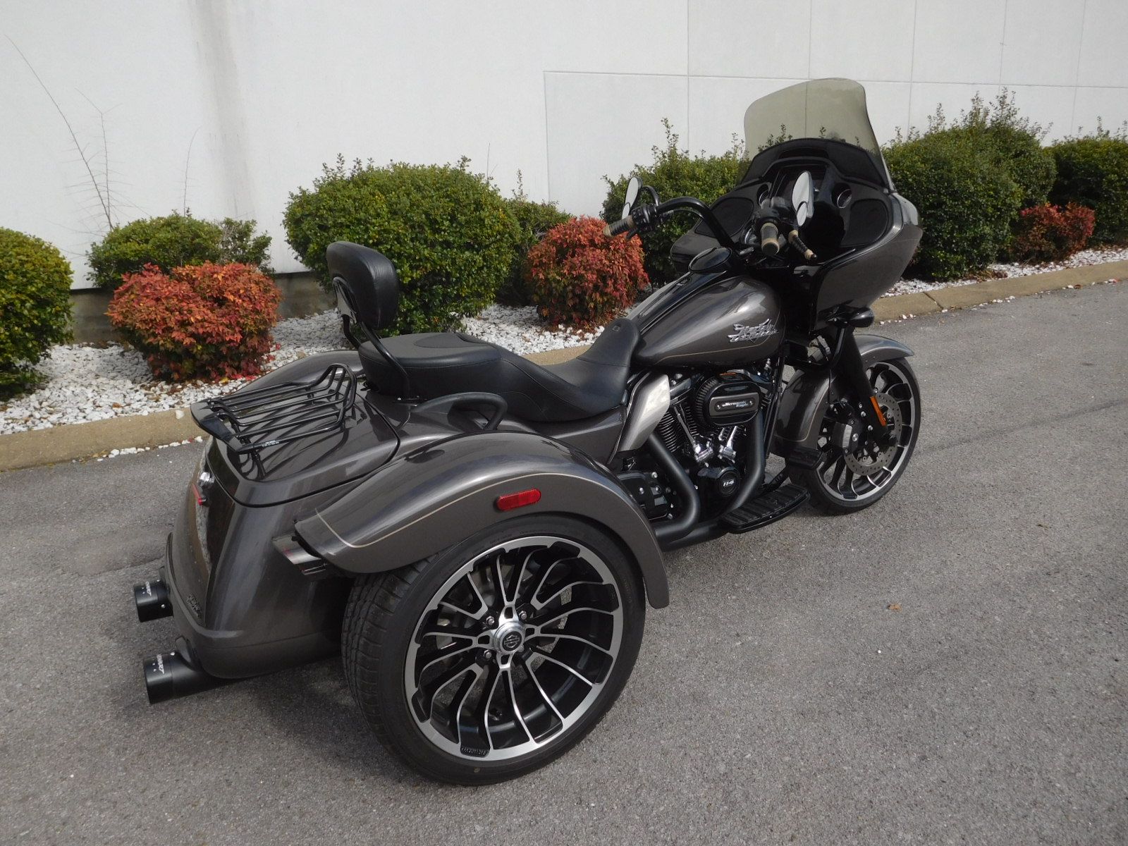 2023 Harley-Davidson Road Glide® 3 in Murfreesboro, Tennessee - Photo 3