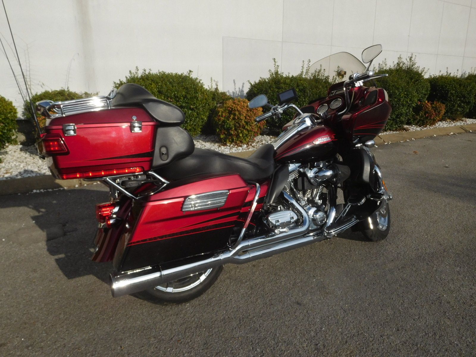 2011 Harley-Davidson CVO™ Road Glide® Ultra in Murfreesboro, Tennessee - Photo 5