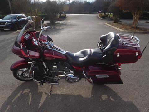 2011 Harley-Davidson CVO™ Road Glide® Ultra in Murfreesboro, Tennessee - Photo 9