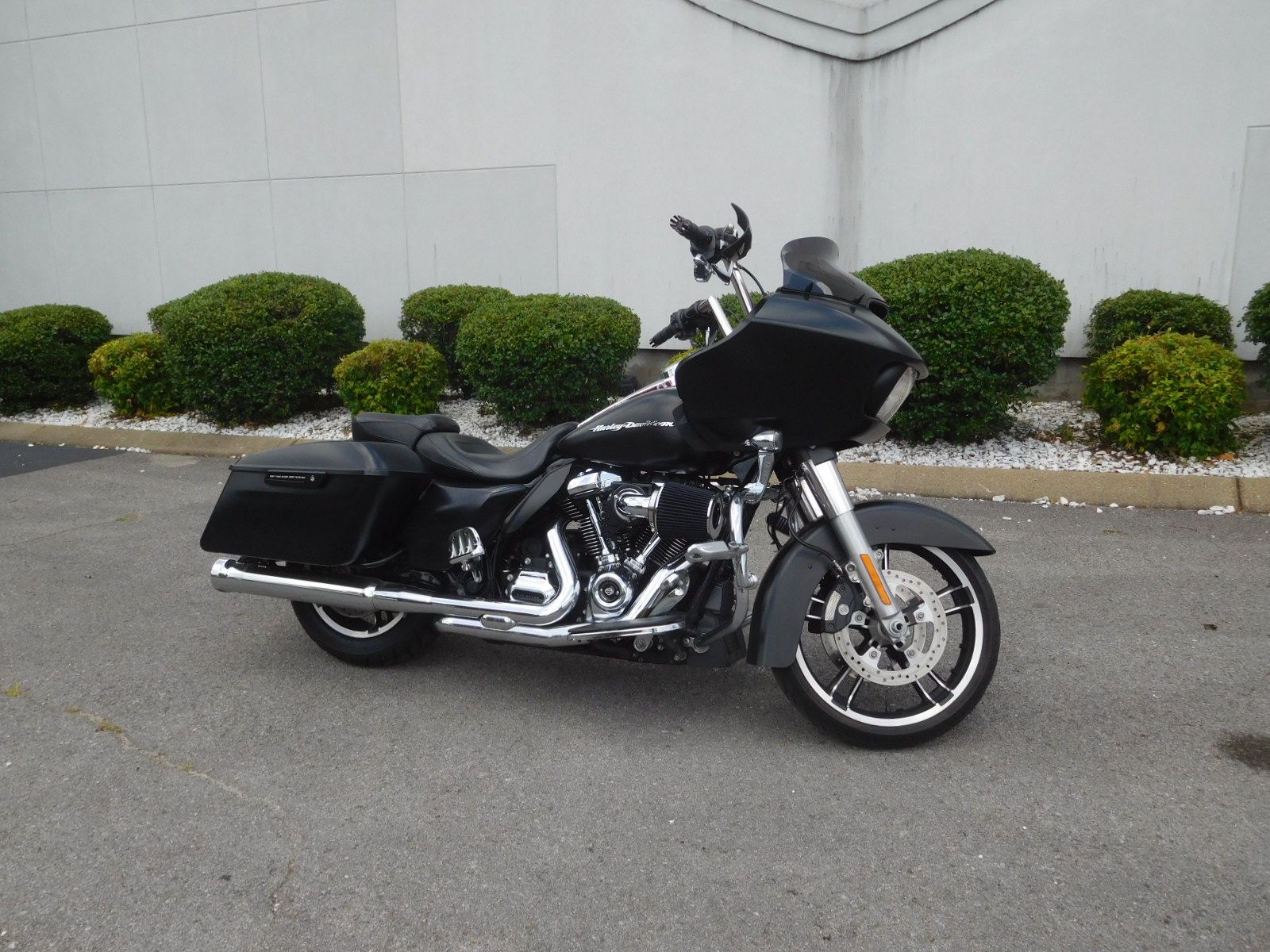 Used 2017 Harley-Davidson Road Glide® Special Motorcycle Specs