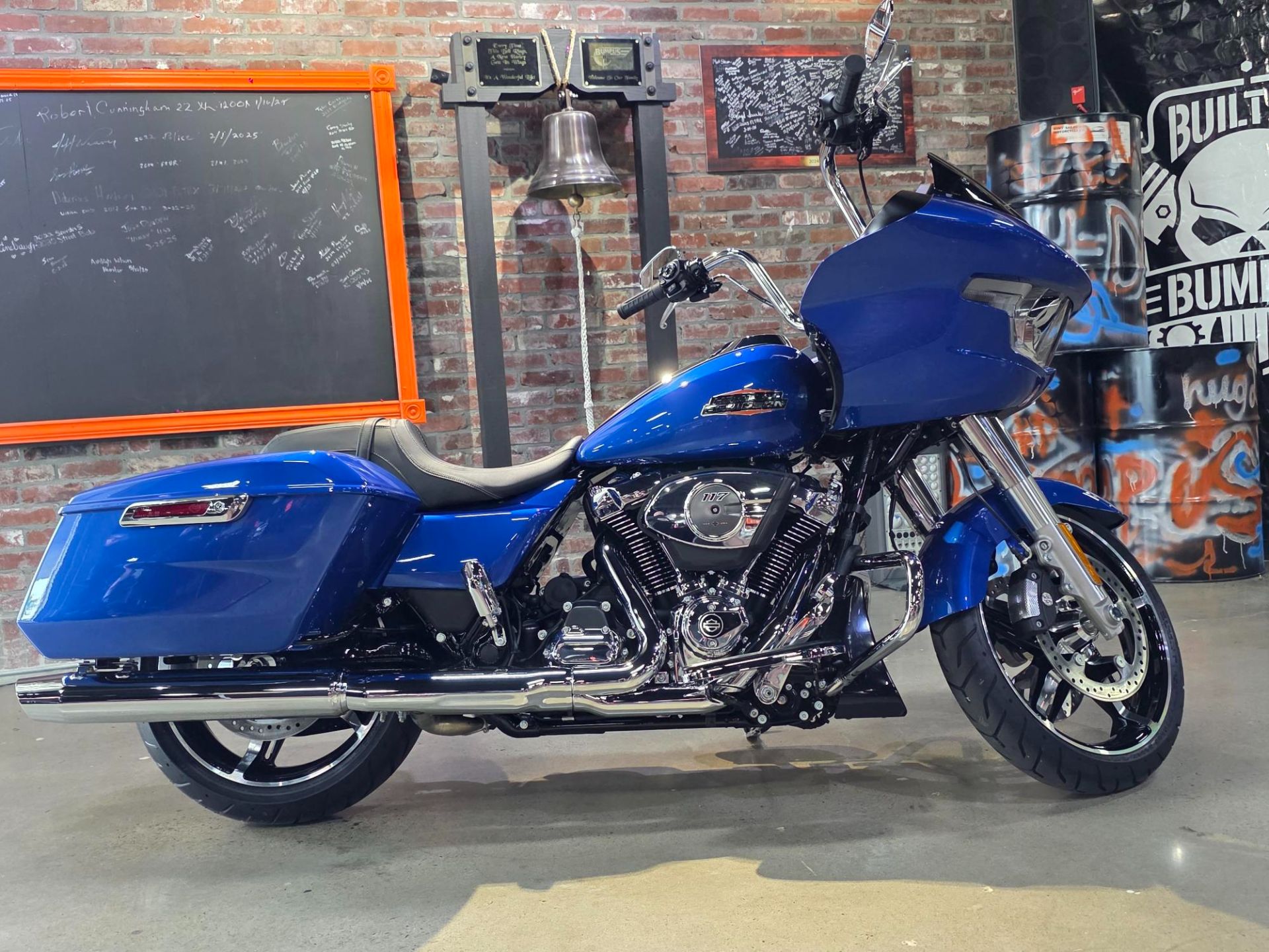 New 2025 Harley-Davidson Road Glide® Motorcycle - Specs