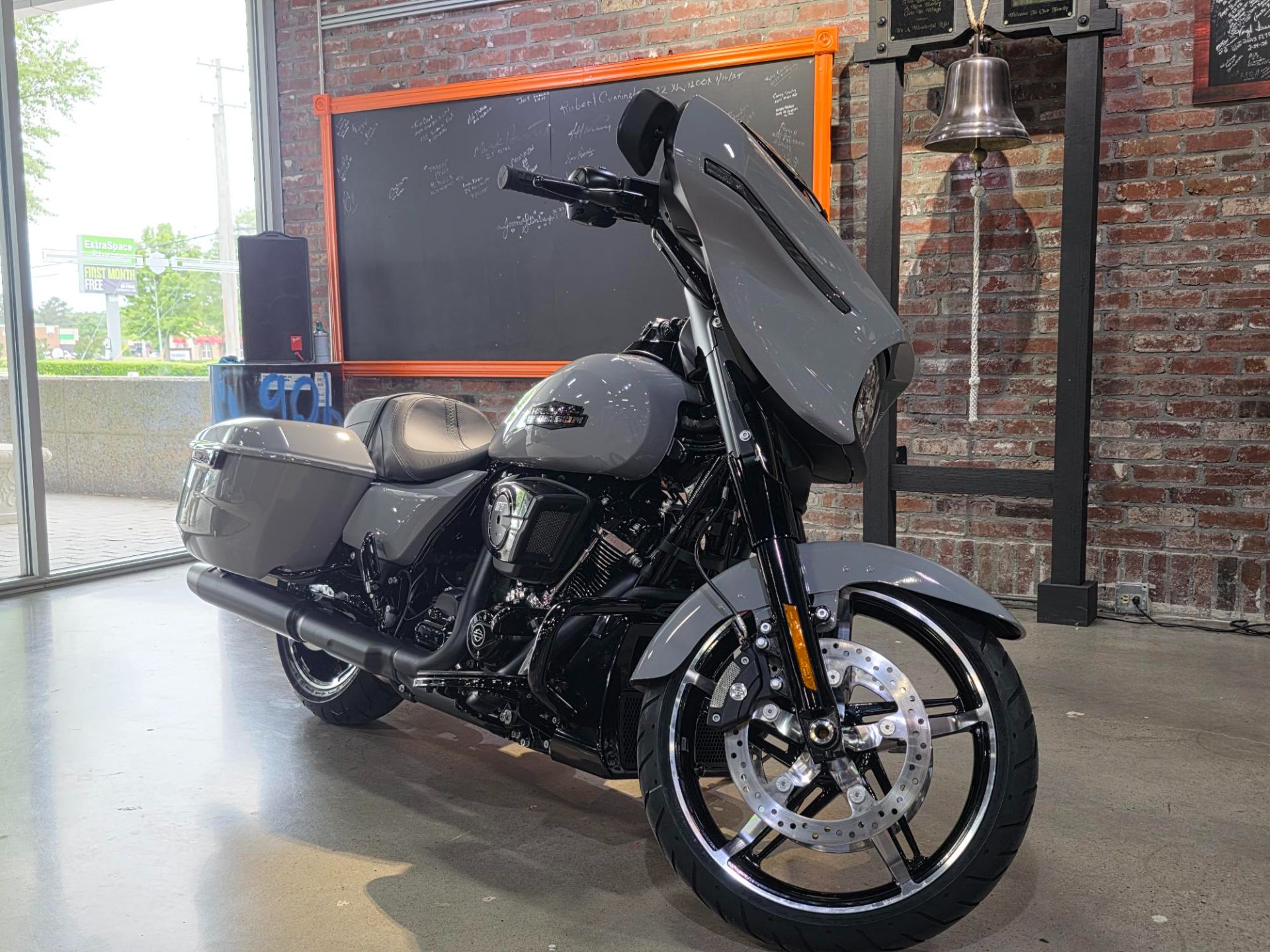 taisei7_official様 1点 HARLEY-DAVIDSON Harley-Davidson Softail Breakout (Daisuke Tsutsui Japan