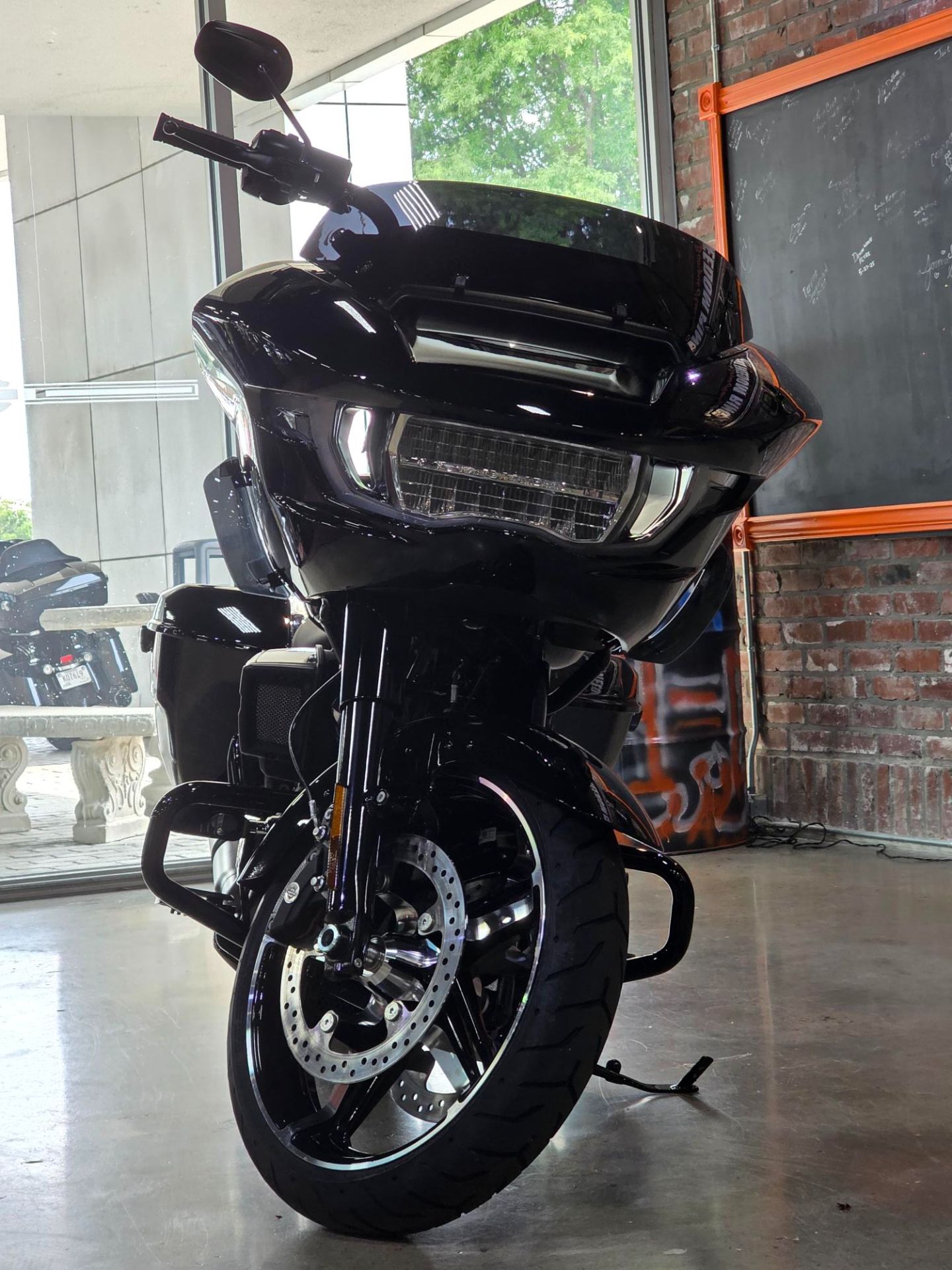 New 2025 Harley-Davidson Road Glide® Motorcycle - Specs