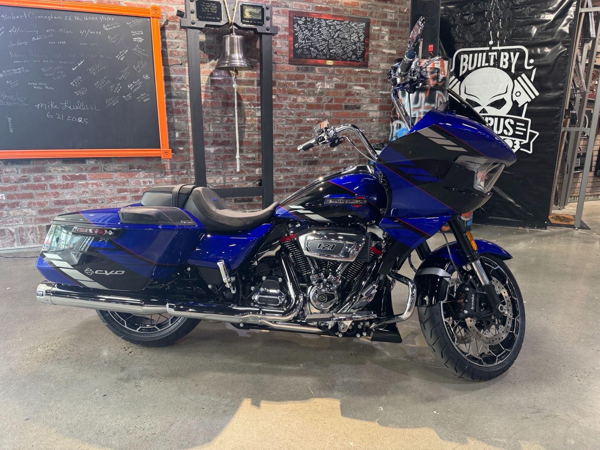 New 2025 Harley-Davidson CVO™ Road Glide® Motorcycle Specs