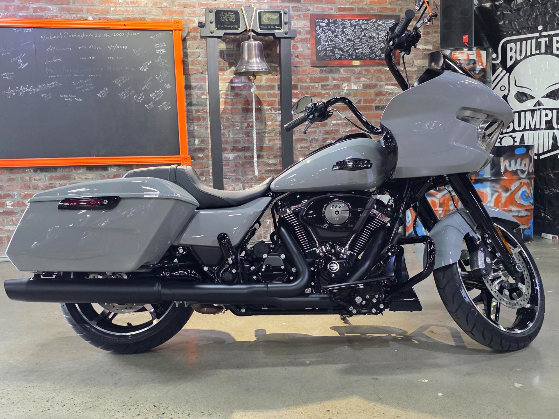 New 2025 Harley-Davidson Road Glide® Motorcycle - Specs