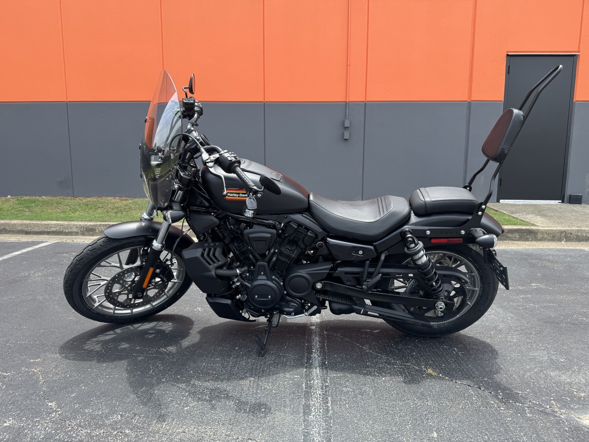 2025 Harley-Davidson Nightster® Special 1