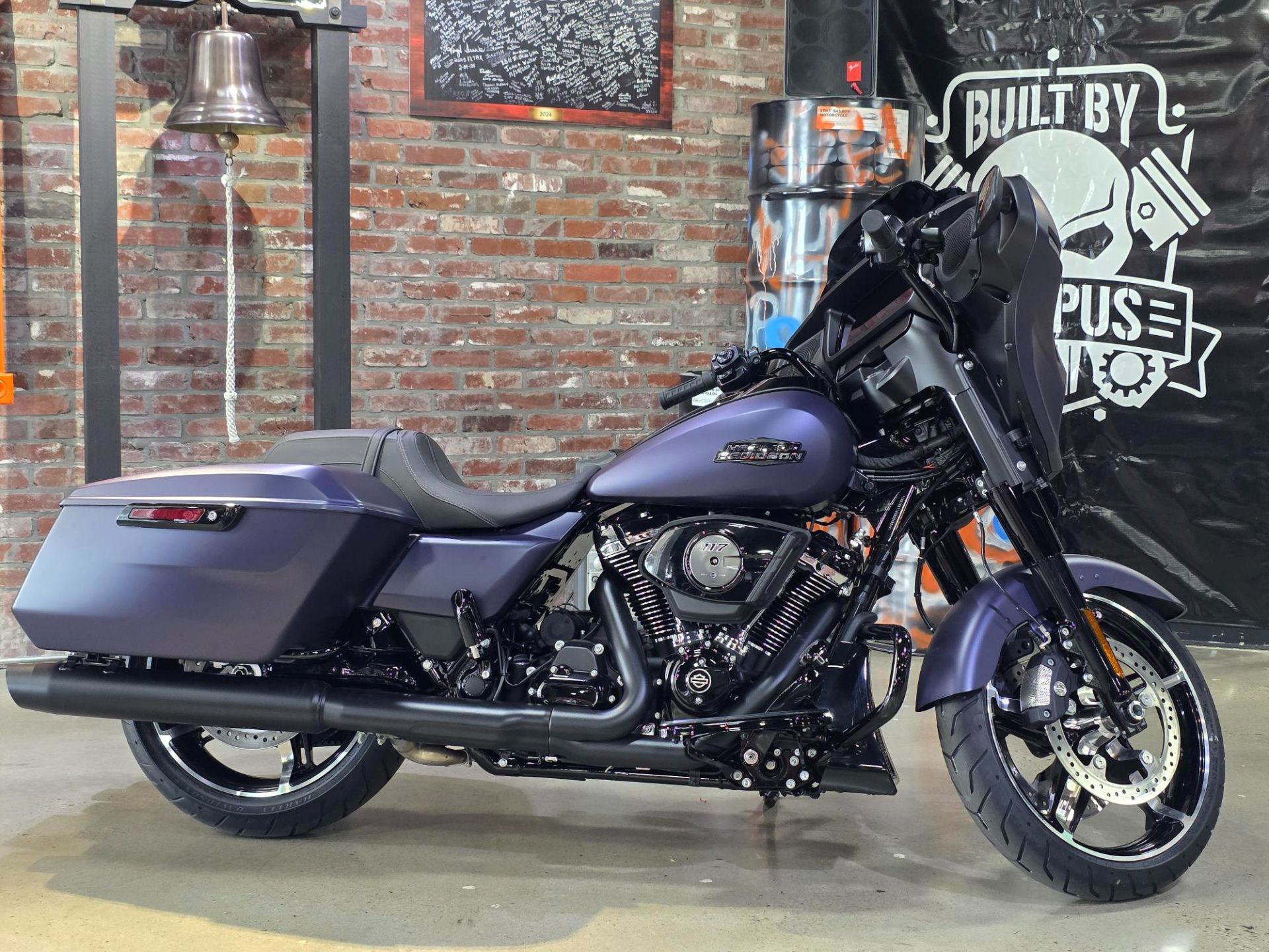 New 2025 Harley-Davidson Street Glide® Motorcycle - Specs