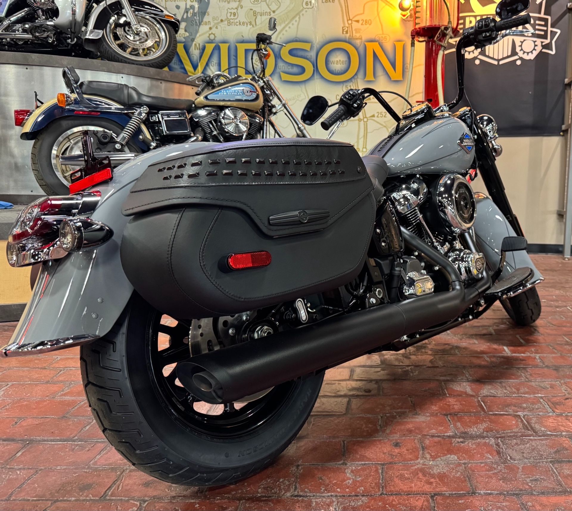 New 2026 Harley-Davidson Heritage Classic Motorcycle - Specs