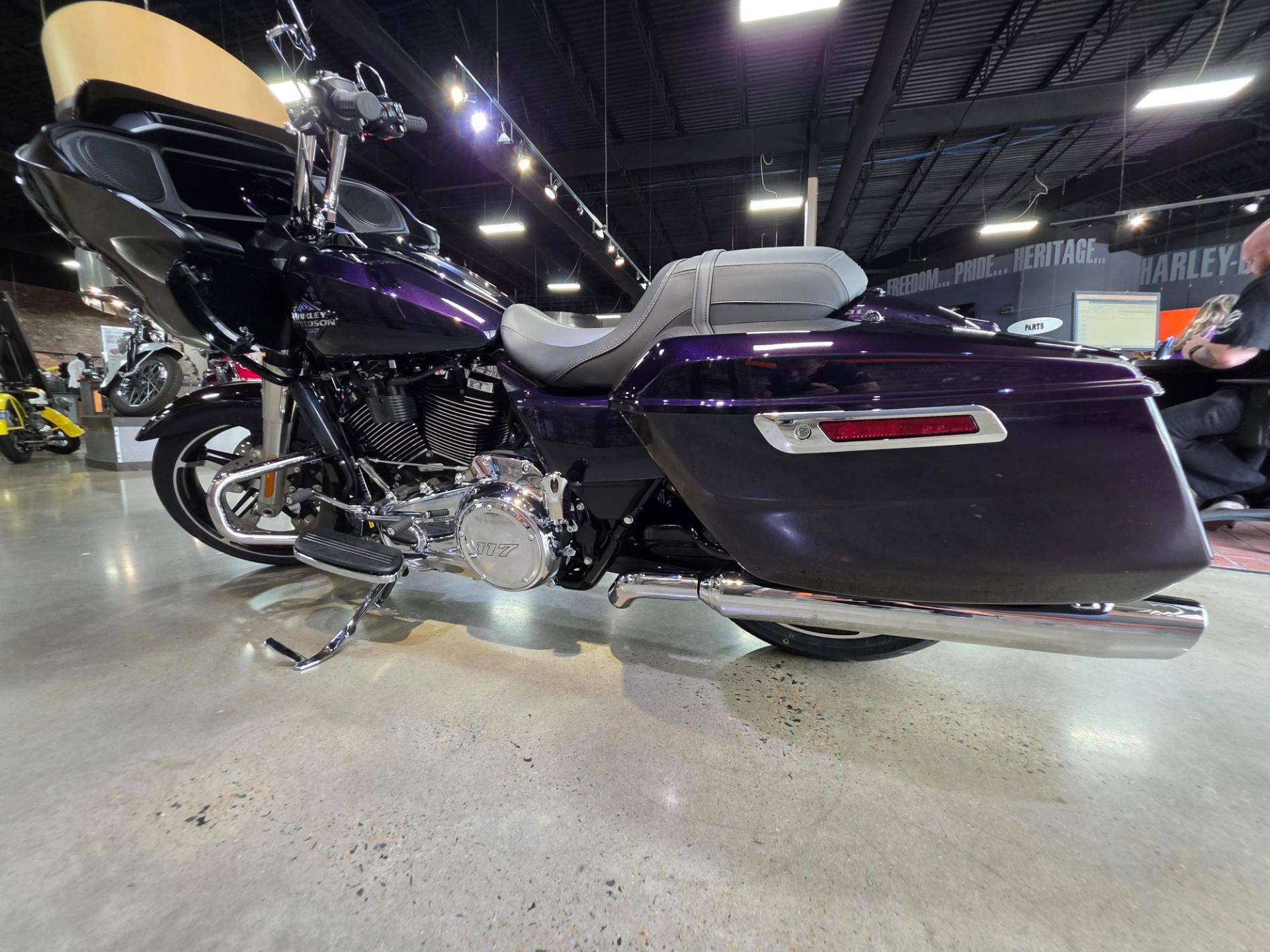 New 2025 Harley-Davidson Road Glide® Motorcycle - Specs